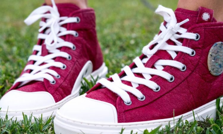 10 Must-Have Unisex Shoe Trends: Style & Sustainability