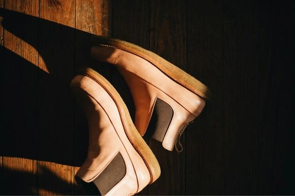 7 Sneaker Styling Tips for Casual and Smart Outfits